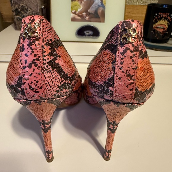 Coach Harlee Two Tone Pink Snake Print Women's Heels - Picture 4 of 6